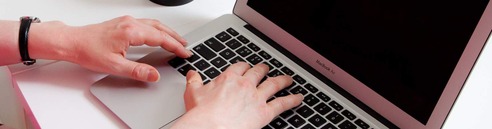 hands on Macbook Air keyboard